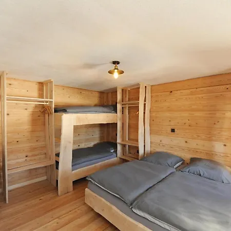 Holzmeister Farm stay