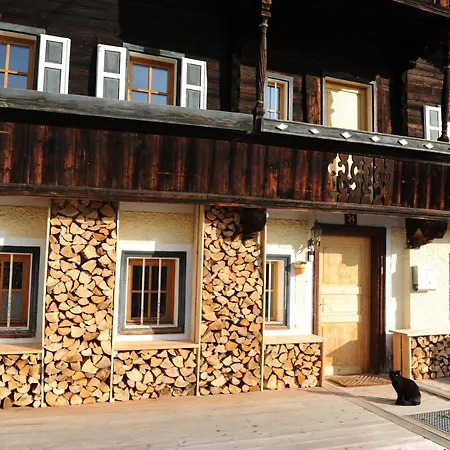 Holzmeister Vakantieboerderij *