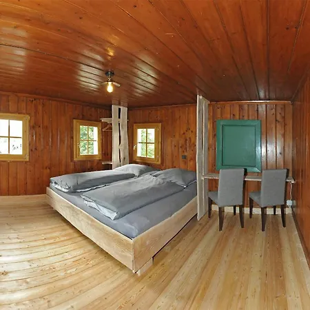 Holzmeister