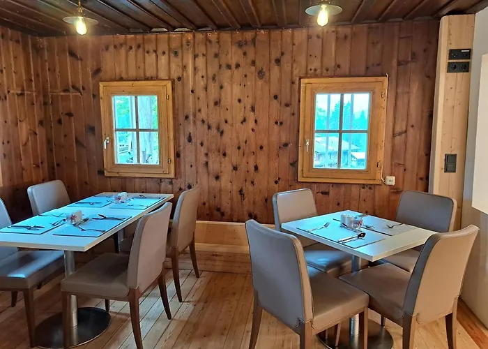 Holzmeister Bauernhof